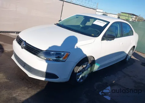 2013 Volkswagen Jetta 2.0L S from USA, damaged, VIN 3VW2K7AJ2DM370577